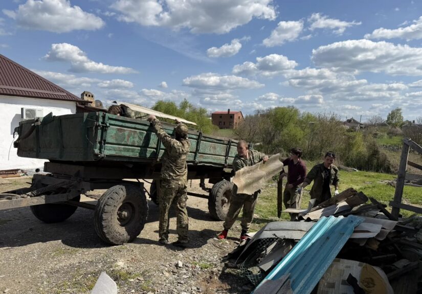 c86ac032-0da7-44d4-80a1-a7c2d69d25d2