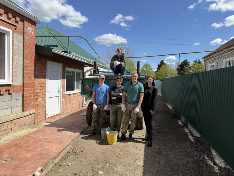 f6876e8c-64b2-4b85-aecc-2a002ad96265